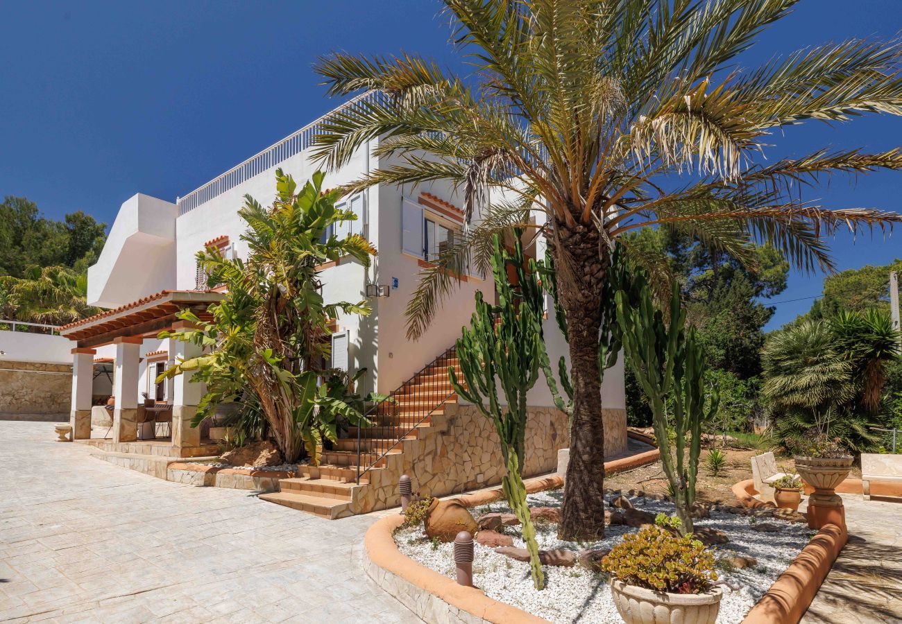 Villa in Sant Josep de Sa Talaia - VILLA REINA