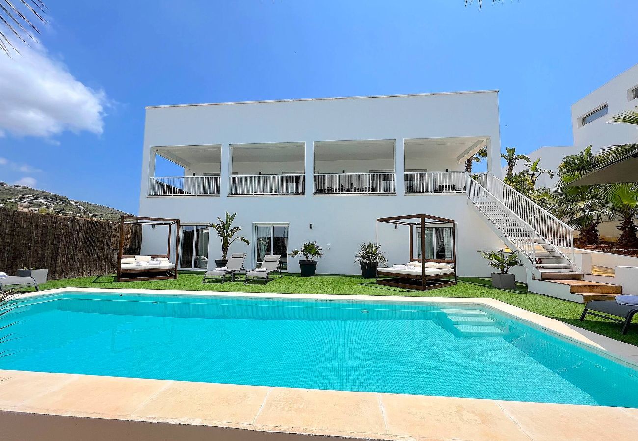 Villa in Santa Eulària des Riu - VILLA JULIETA