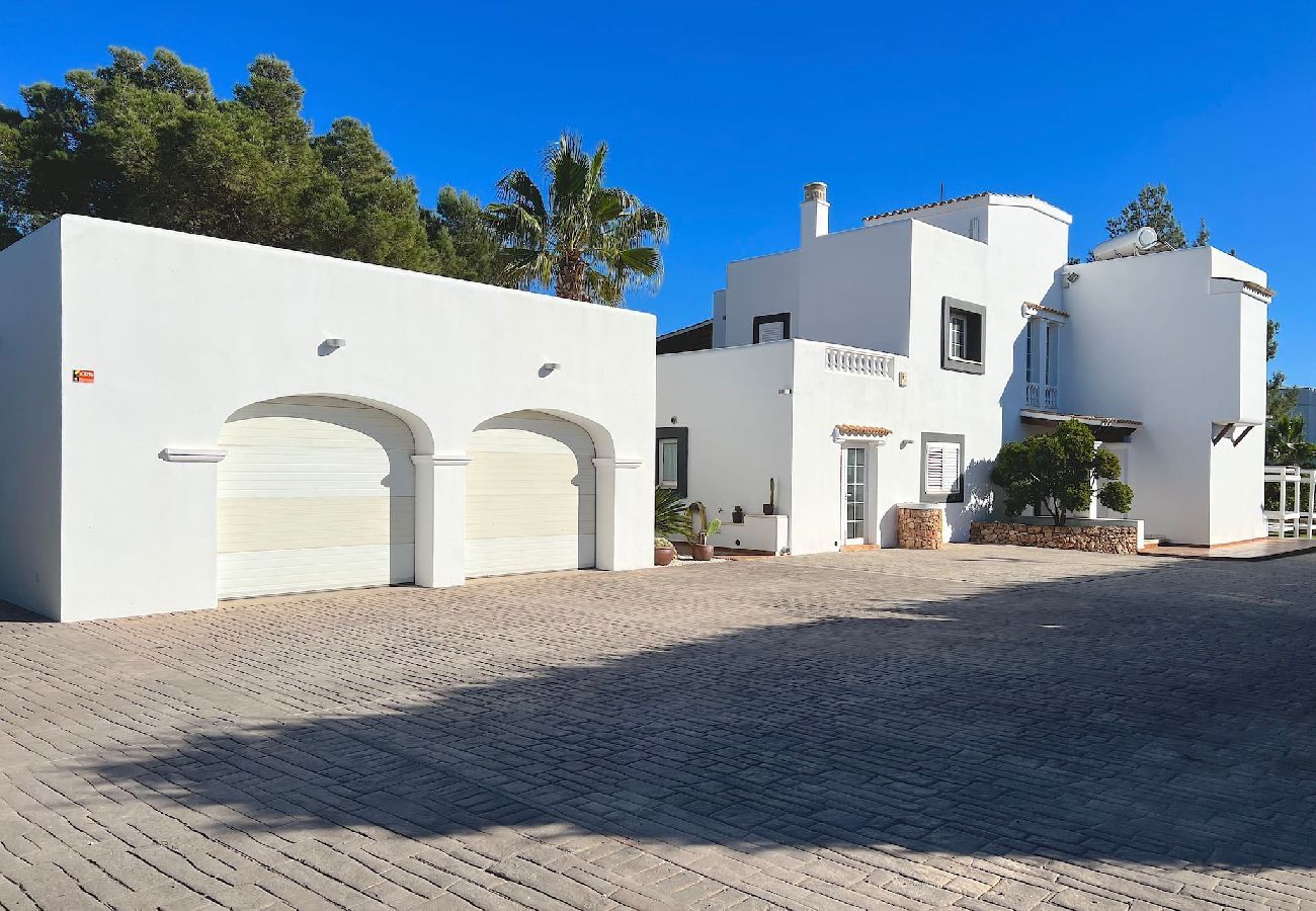 Ferienhaus in Sant Jordi de Ses Salines - VILLA OASIS