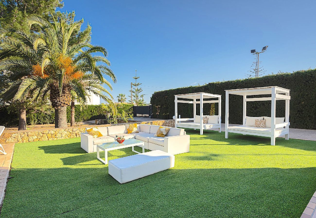 Ferienhaus in Sant Jordi de Ses Salines - VILLA OASIS