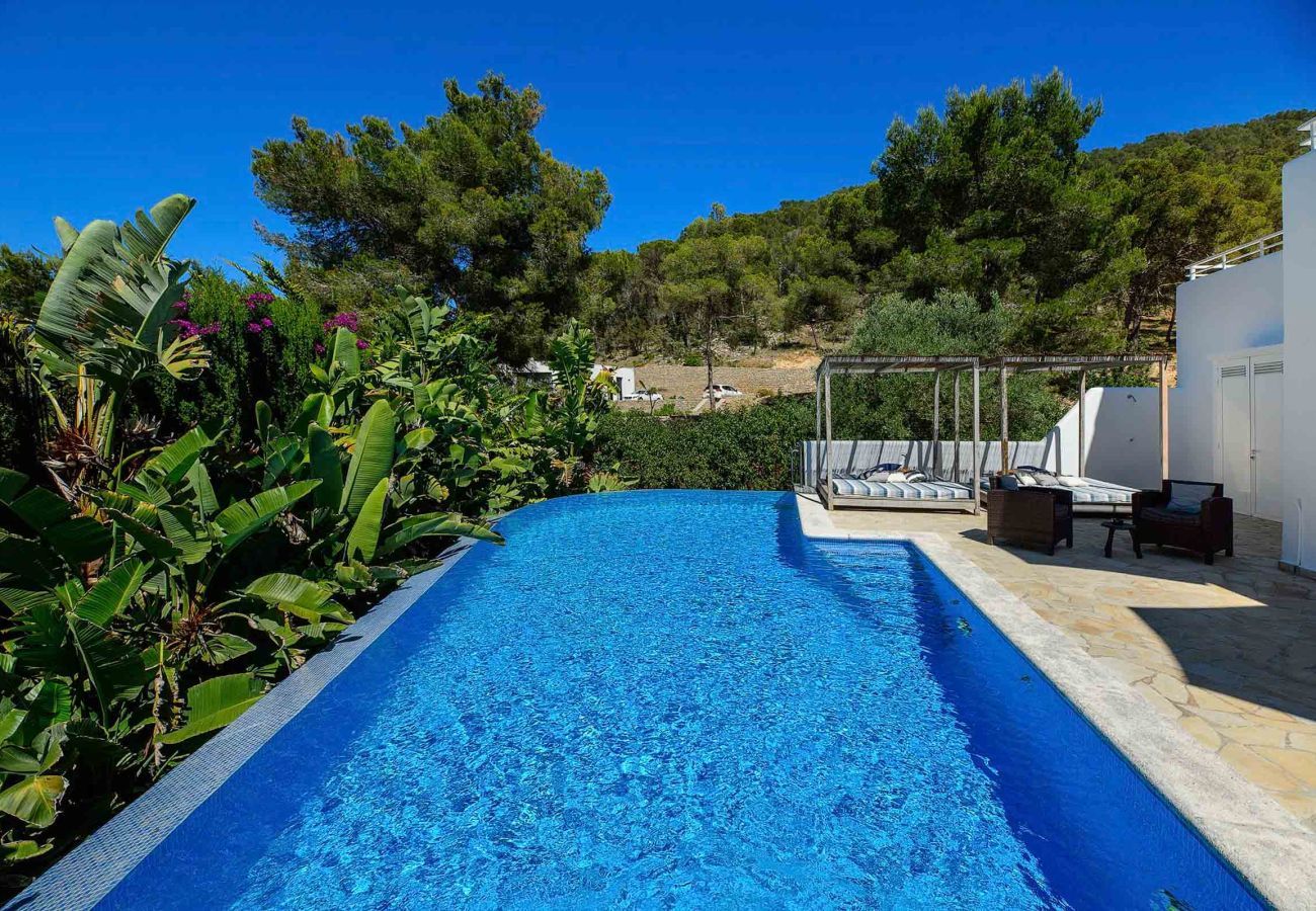 Villa in Santa Eulària des Riu - VILLA AMARANTOS