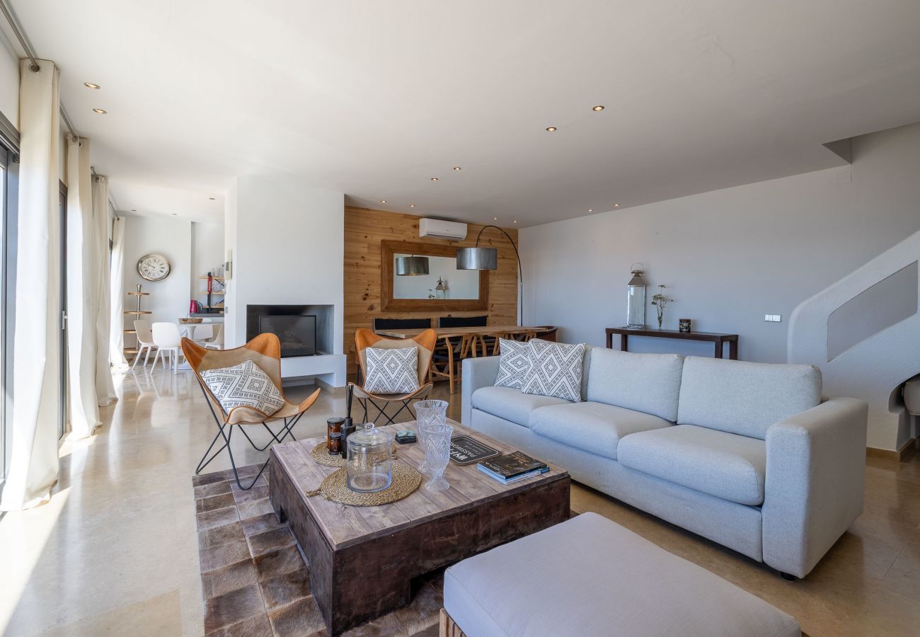 Chalet en Santa Eulalia del Río - VILLA LISA