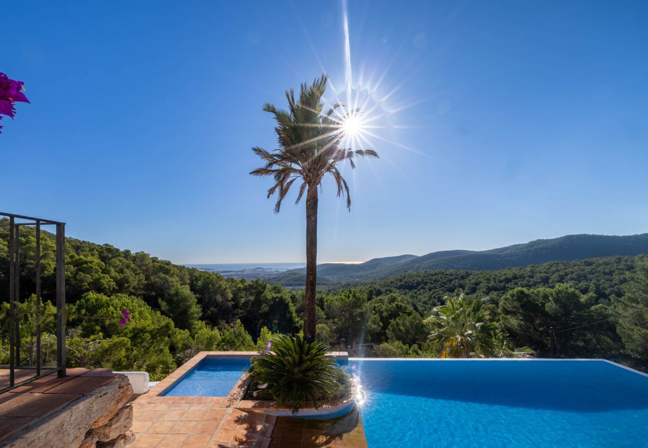 Casa rural en San Rafael de Sa Creu/ Sant Rafael de Sa Creu - CAN DOC