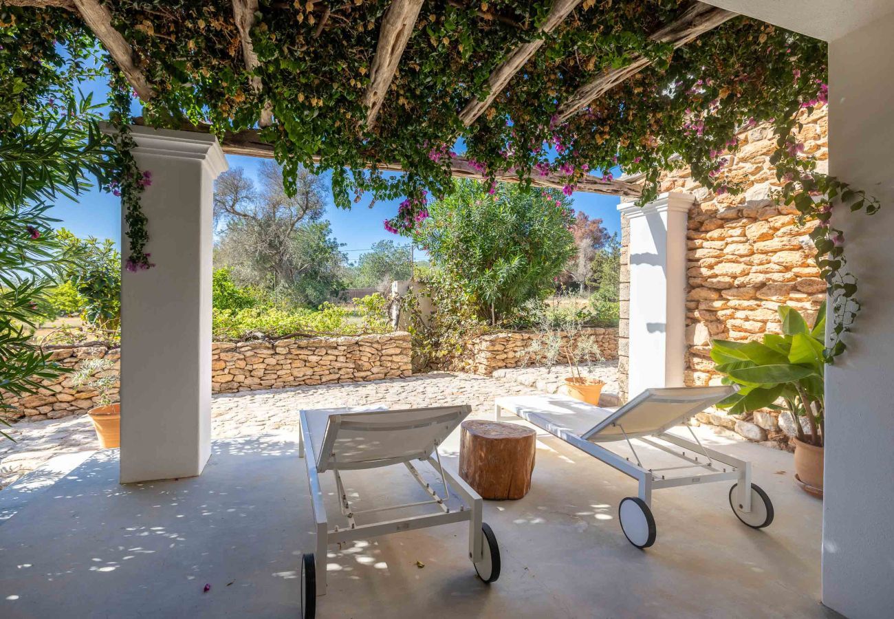 Casa rural en San Carlos/ Sant Carles de Peralta - CAN WHITE