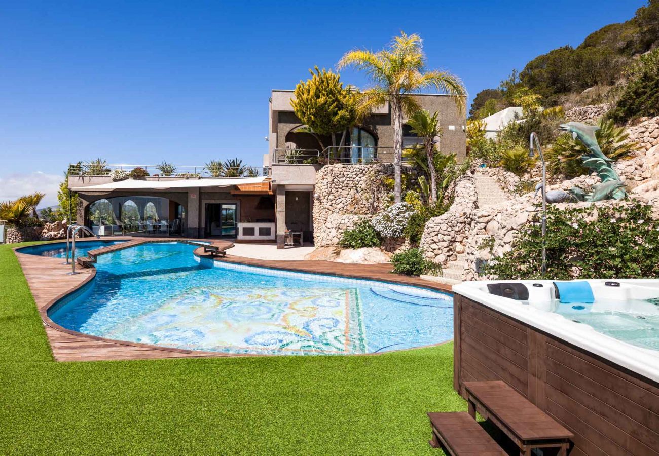 Villa à Ibiza - VILLA FONTALUXE