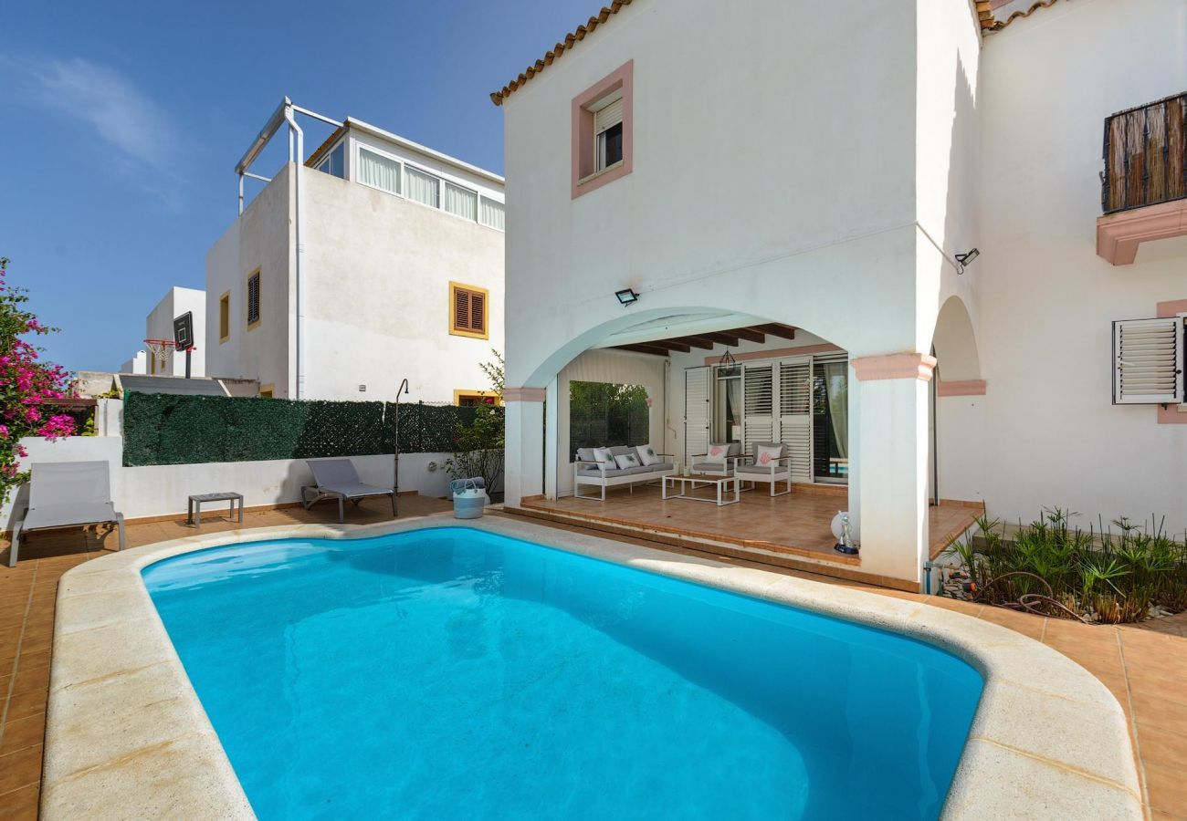 Villa à Santa Eulalia des Riu - CASA LIMA