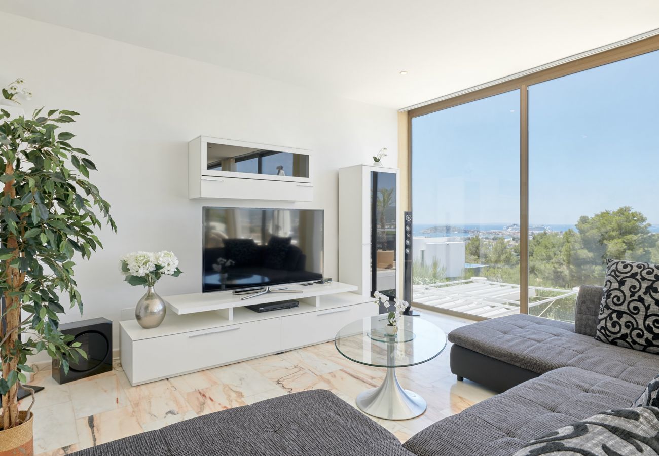 Villa in Santa Eulalia des Riu - VILLA NIVEUS