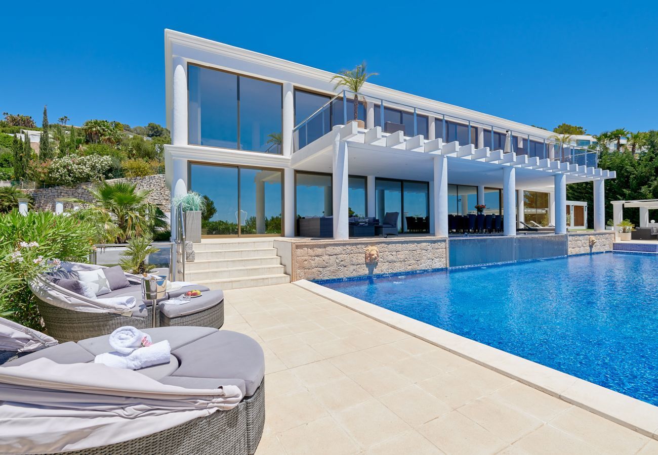 Villa in Santa Eulalia des Riu - VILLA NIVEUS