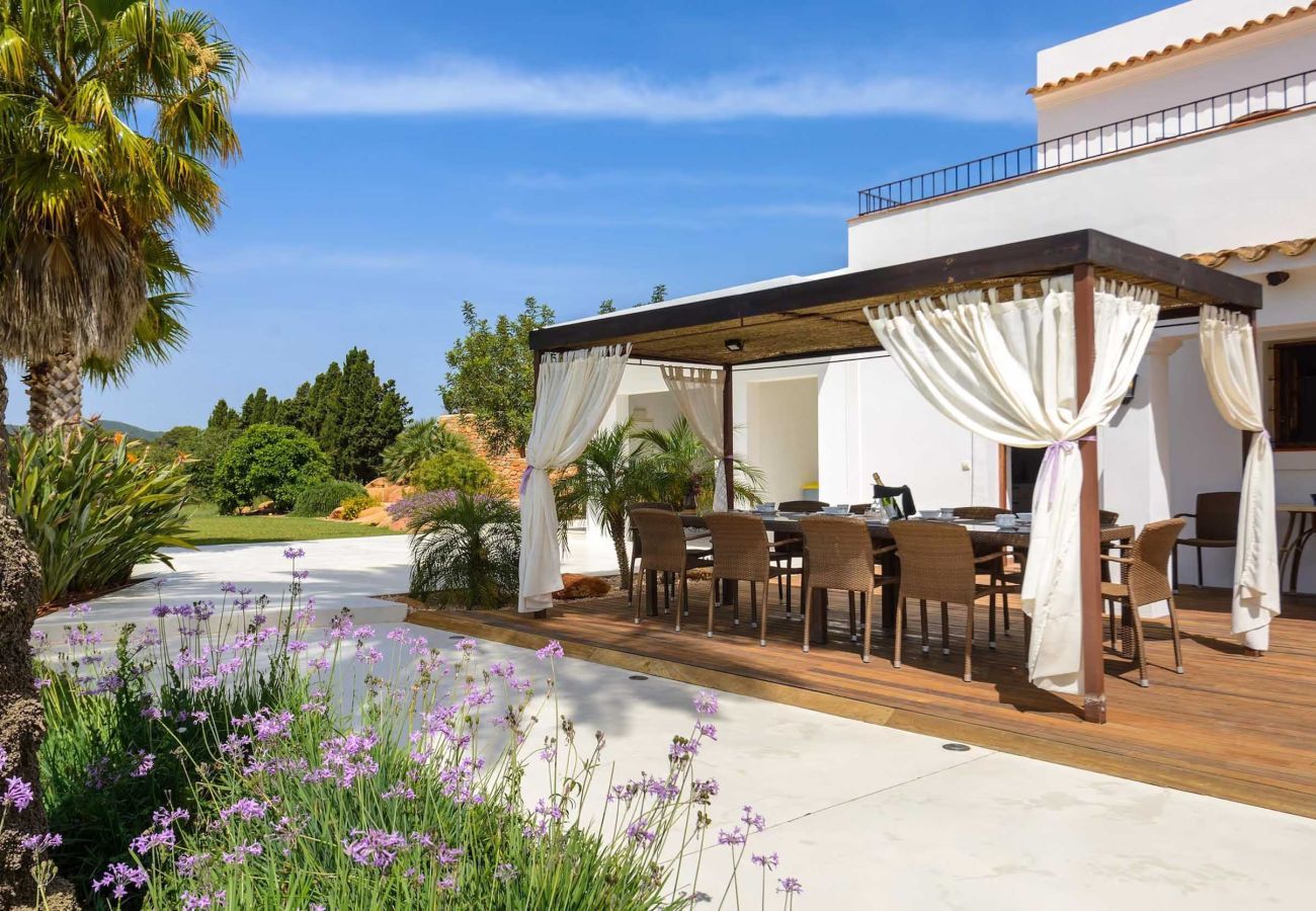 Cottage in Santa Eulalia des Riu - CAN COSMI