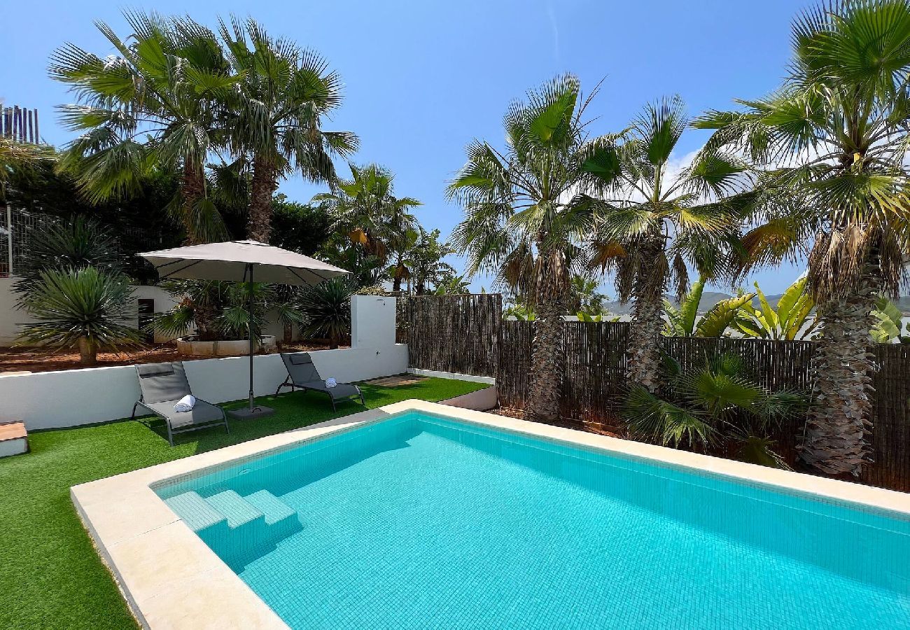 Villa in Santa Eulalia des Riu - VILLA JULIETA