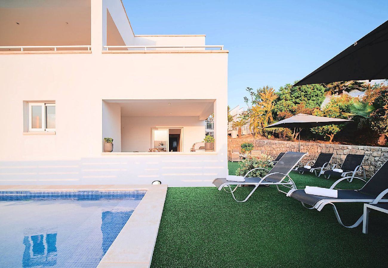 Villa in Santa Eulalia des Riu - VILLA ROMEO