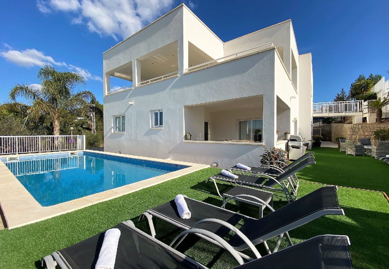 Villa in Santa Eulalia des Riu - VILLA ROMEO