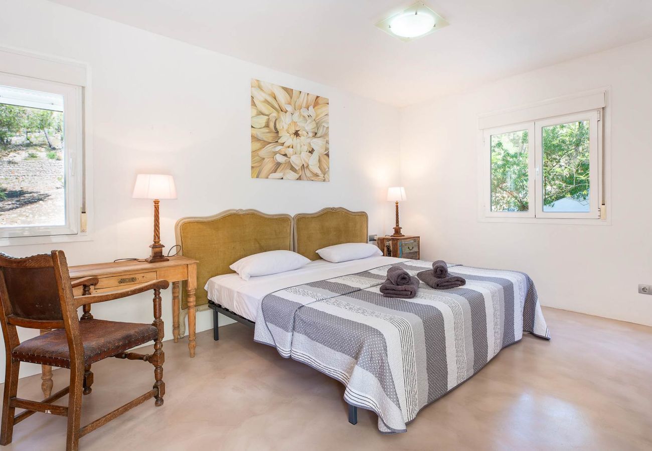 Villa in Santa Eulalia des Riu - VILLA AMARANTOS