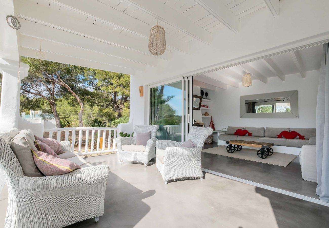 Villa in Santa Eulalia des Riu - VILLA CLARITY