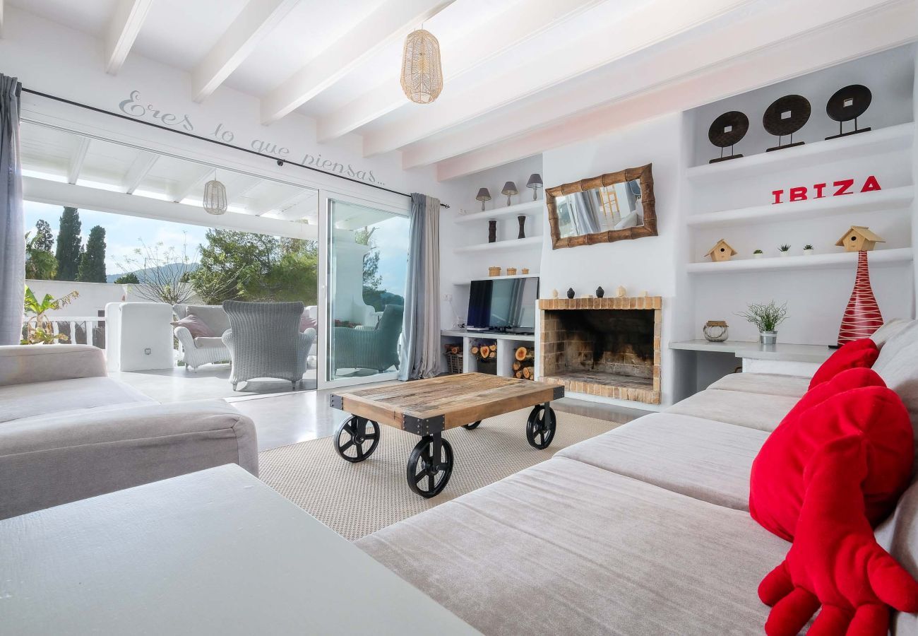 Villa in Santa Eulalia des Riu - VILLA CLARITY