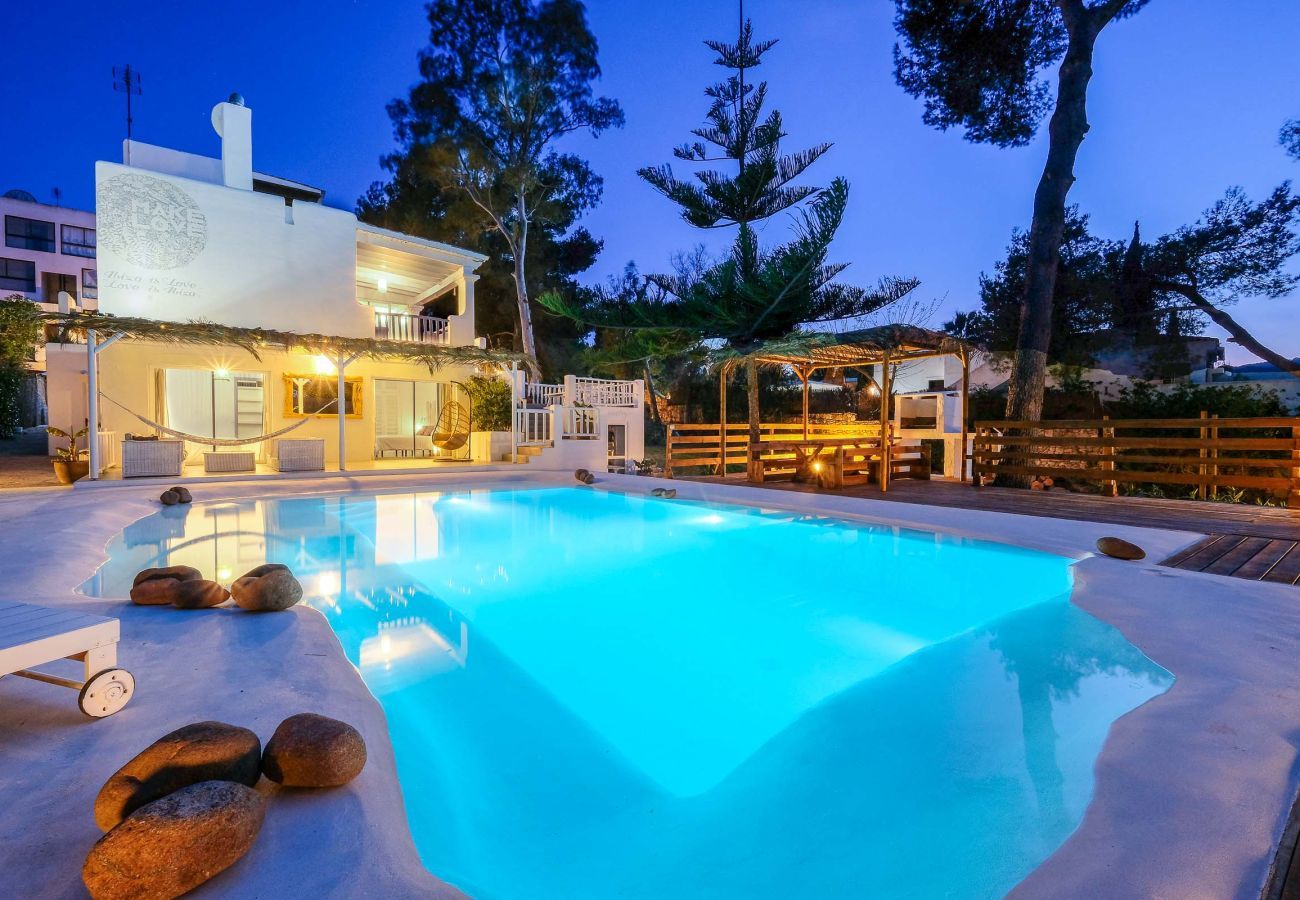 Villa in Santa Eulalia des Riu - VILLA CLARITY